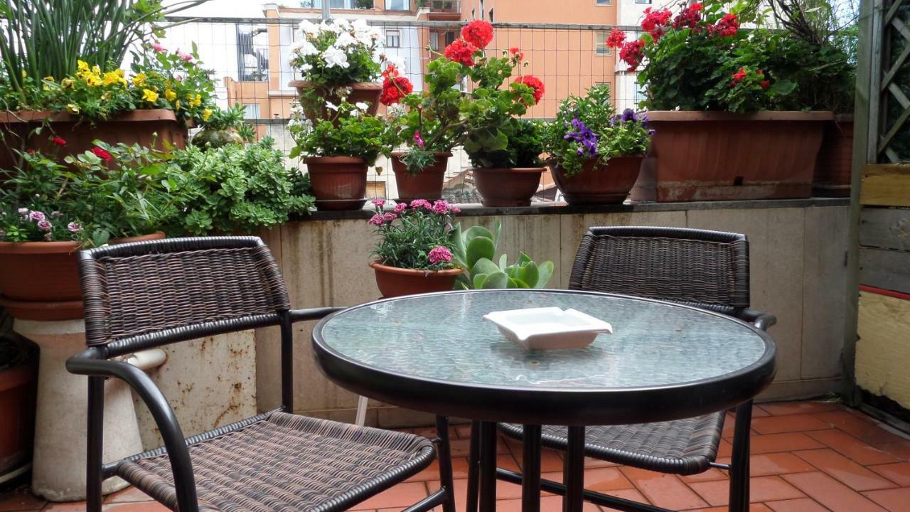Chiara Rooms Rome Exterior photo